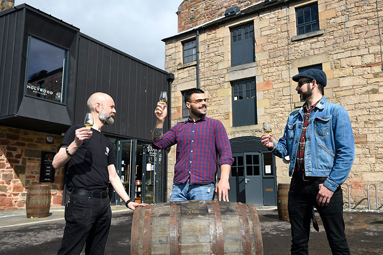 Once Upon A Time In Holyrood: 
Smws Kick Off Virtual Festival By Offering Cask Of Whisky To One Lucky Member

