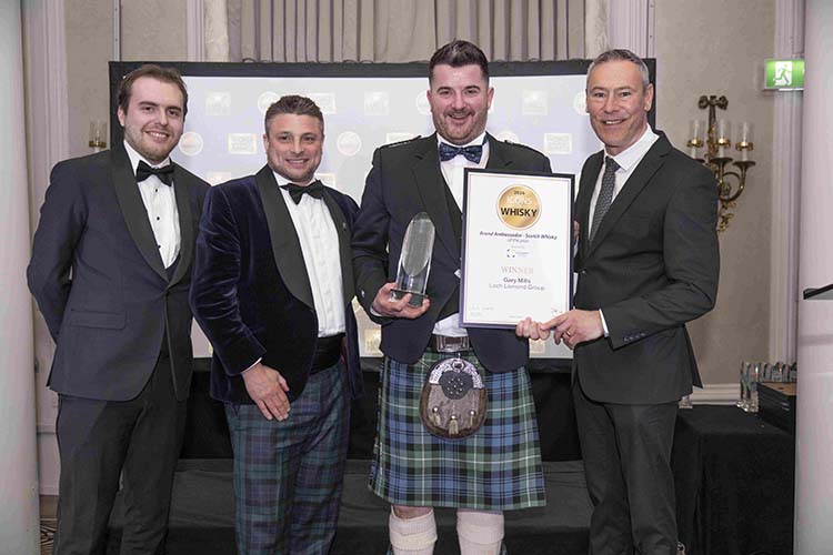 Loch Lomond Group’s Gary Mills Named Best Scotch Whisky Ambassador at World Whisky Awards
Loch Lomond Group’s Gary Mills Named Best Scotch Whisky Ambassador at World Whisky Awards